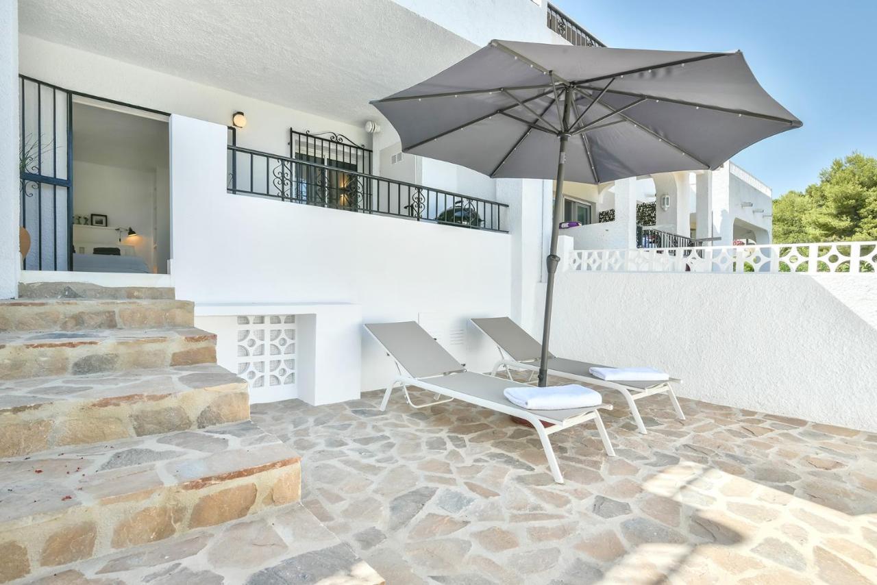 Modern Stylish Bungalow In Moraira Eksteriør billede