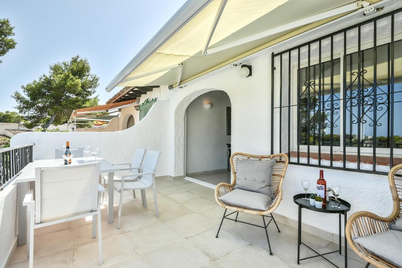 Modern Stylish Bungalow In Moraira Eksteriør billede