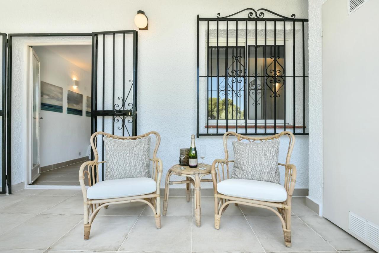 Modern Stylish Bungalow In Moraira Eksteriør billede